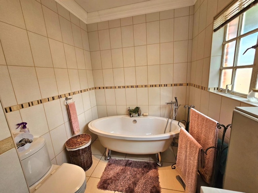 To Let 3 Bedroom Property for Rent in Seemeeupark Free State